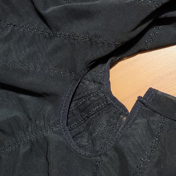 Black Crotchless Shapewear Medium - Picture 2 of 6